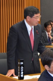 自席2