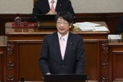 柴田議員_演台2642